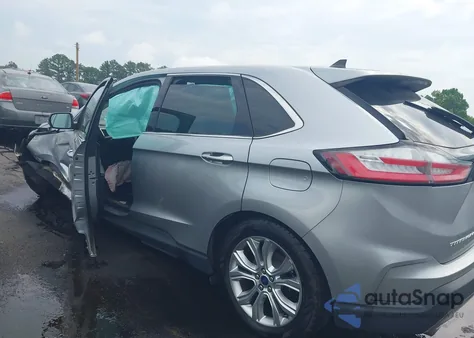 2021 Ford Edge Titanium z USA, uszkodzony, nr VIN 2FMPK3K97MBA18078